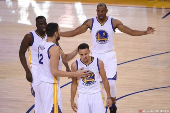 紧接着左脚 紧接着左脚