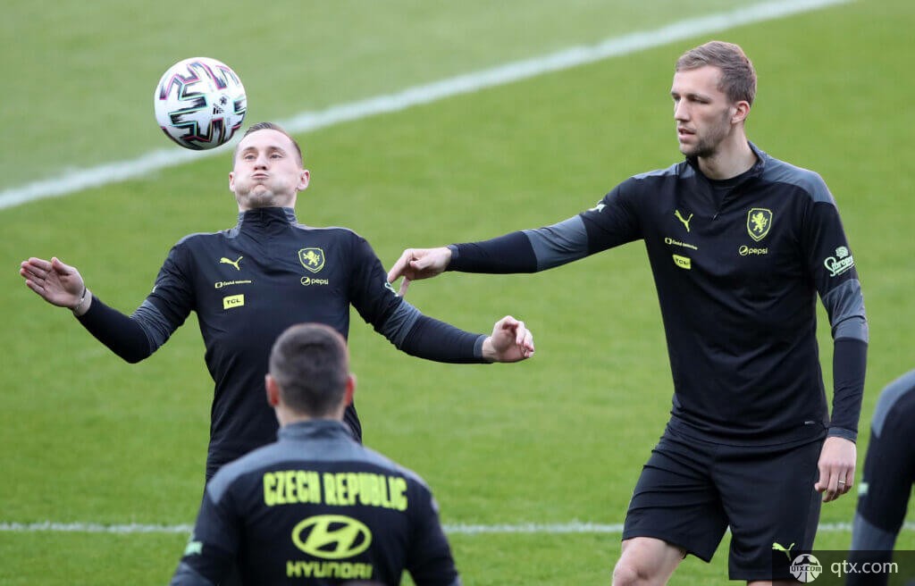 许多跑者或 许多跑者或