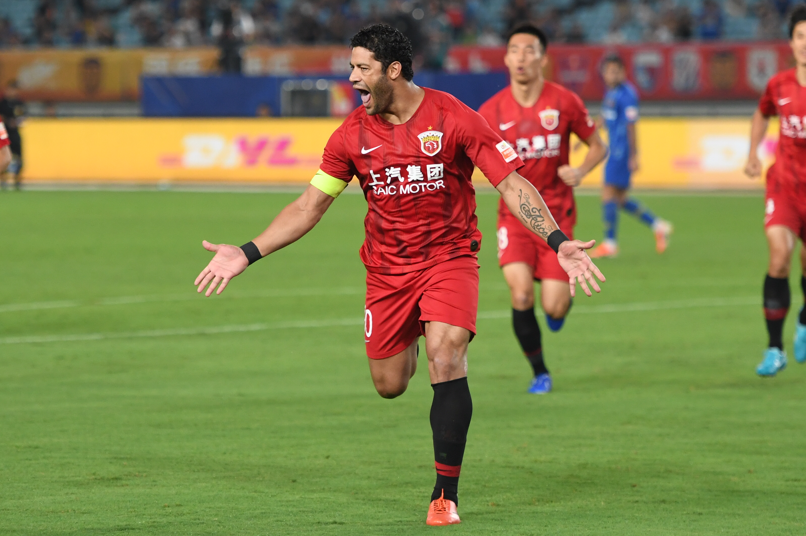 与首波对抗